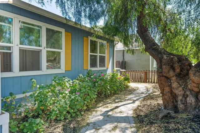 418 Ohara Ave, Oakley, CA 94561