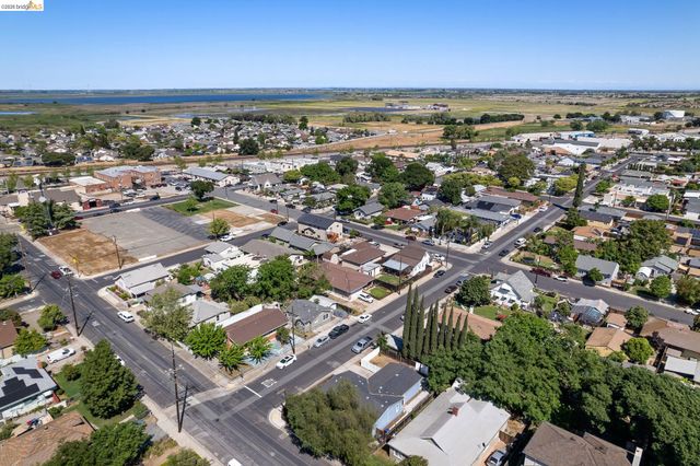 418 Ohara Ave, Oakley, CA 94561