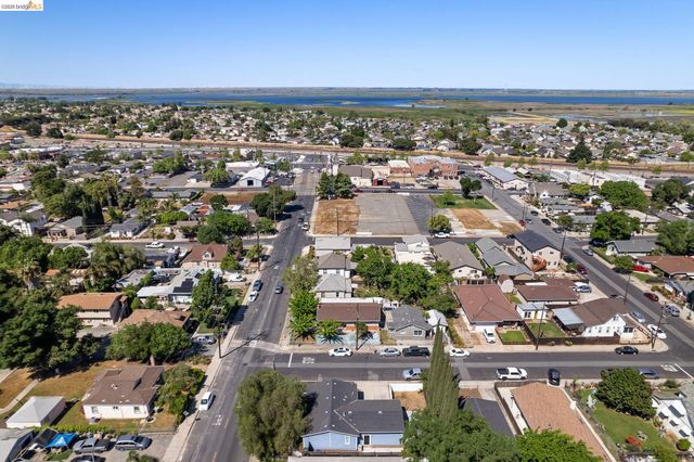 418 Ohara Ave, Oakley, CA 94561