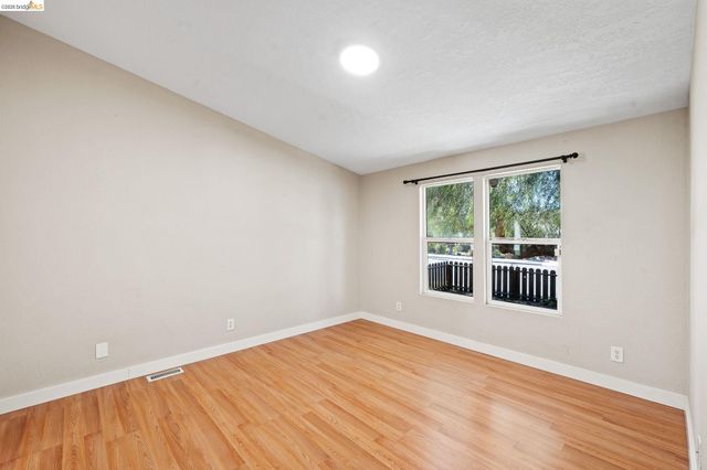 418 Ohara Ave, Oakley, CA 94561