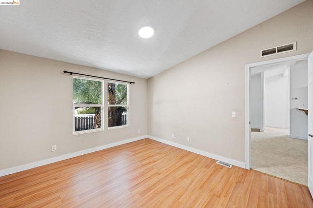 418 Ohara Ave, Oakley, CA 94561