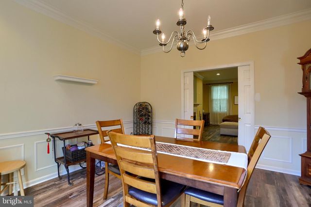 49 DEVONSHIRE SQ, Mechanicsburg, PA 17050