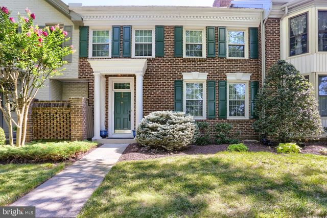 49 DEVONSHIRE SQ, Mechanicsburg, PA 17050