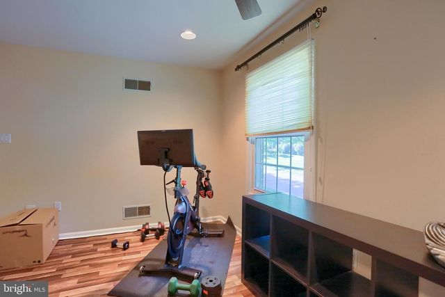 49 DEVONSHIRE SQ, Mechanicsburg, PA 17050