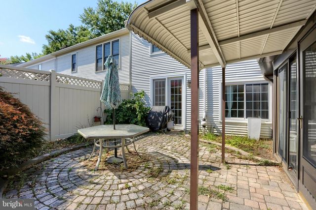 49 DEVONSHIRE SQ, Mechanicsburg, PA 17050
