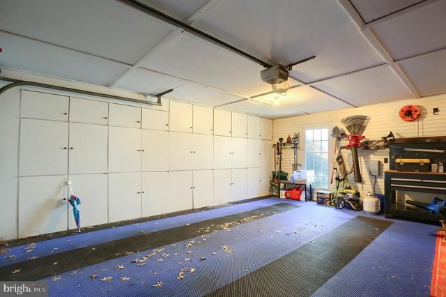 49 DEVONSHIRE SQ, Mechanicsburg, PA 17050