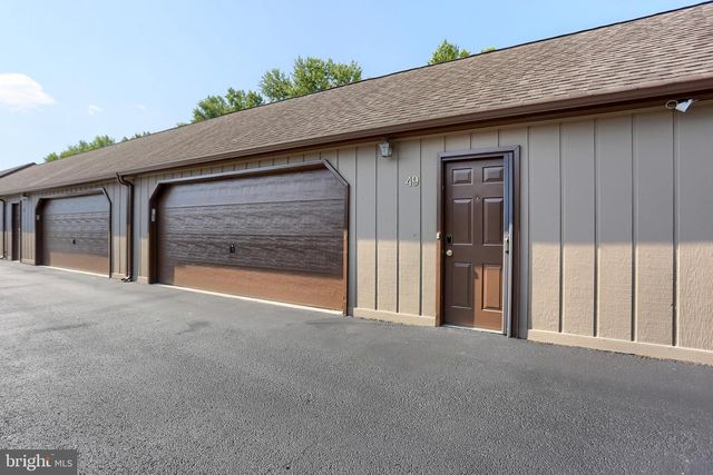 49 DEVONSHIRE SQ, Mechanicsburg, PA 17050