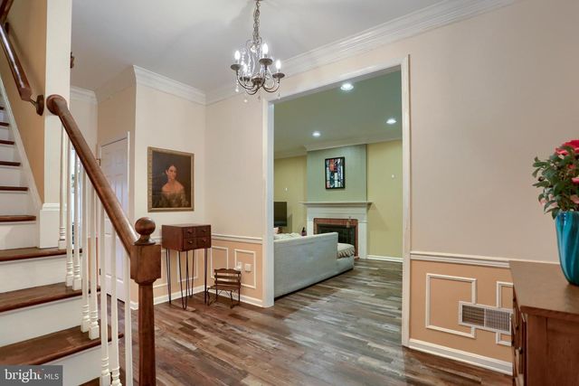 49 DEVONSHIRE SQ, Mechanicsburg, PA 17050