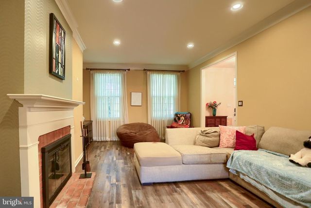 49 DEVONSHIRE SQ, Mechanicsburg, PA 17050