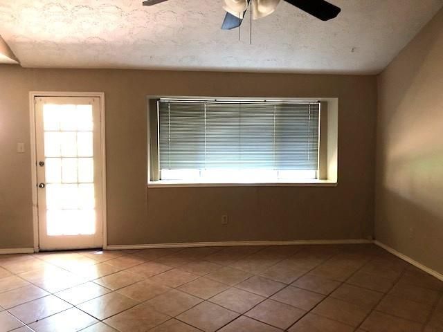 14002 Kathi Lynn Lane, Sugar Land, TX 77498