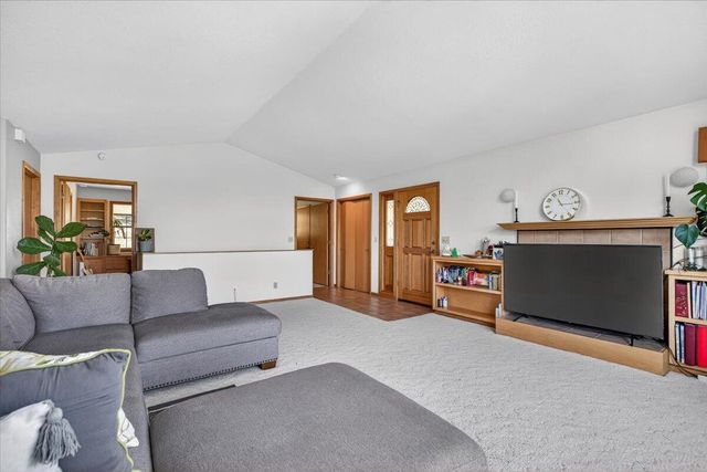 1020 Walker Avenue, Ashland, OR 97520