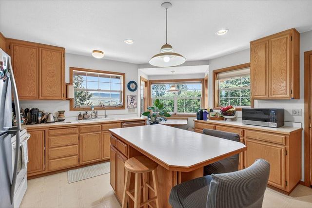 1020 Walker Avenue, Ashland, OR 97520