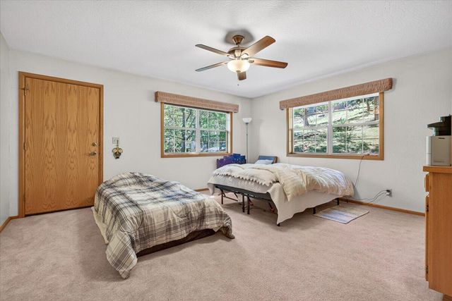 1020 Walker Avenue, Ashland, OR 97520