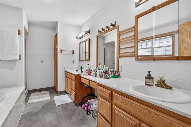 1020 Walker Avenue, Ashland, OR 97520