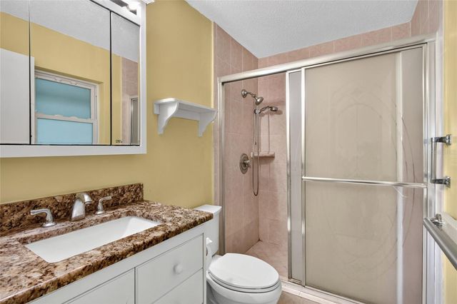 6739 FARRIS DRIVE, Lakeland, FL 33811