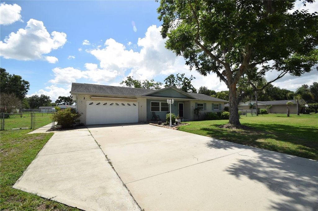 6739 FARRIS DRIVE, Lakeland, FL 33811