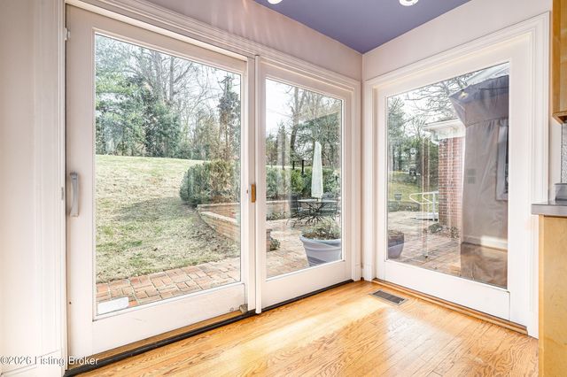 154 Totem Rd, Louisville, KY 40207