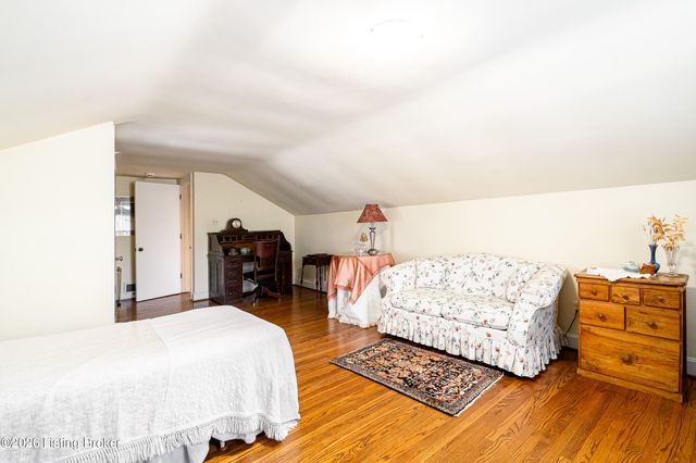 154 Totem Rd, Louisville, KY 40207