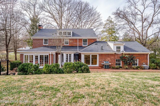 154 Totem Rd, Louisville, KY 40207