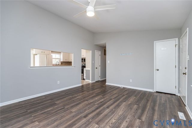 11503 Deep Hollow Ct, Midlothian, VA 23112