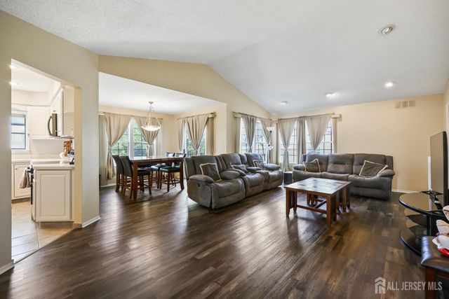 2 John Tyler Court D, Monroe, NJ 08831