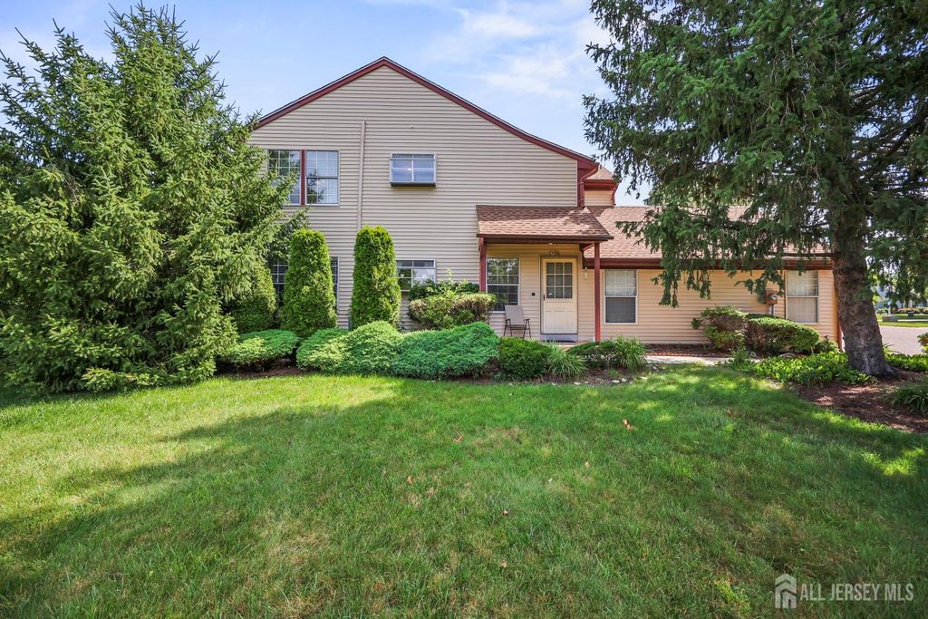 2 John Tyler Court D, Monroe, NJ 08831
