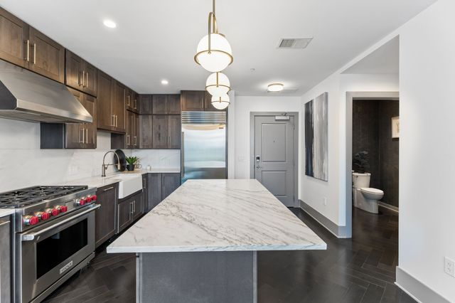1616 West End Ave Unit 2303, Nashville, TN 37203