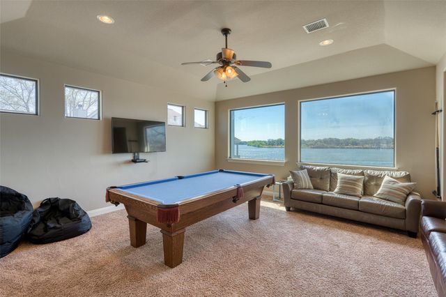 517 Reynolds ST, Kingsland, TX 78639