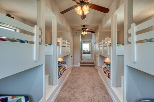 517 Reynolds ST, Kingsland, TX 78639