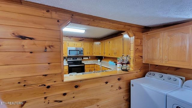 114 Ashley Rd, Jamestown, TN 38556