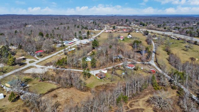 114 Ashley Rd, Jamestown, TN 38556