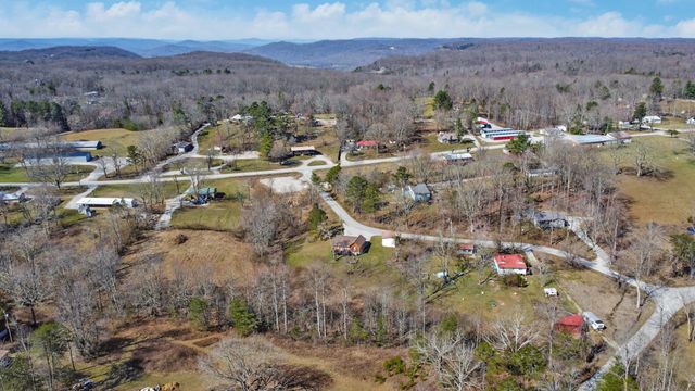 114 Ashley Rd, Jamestown, TN 38556