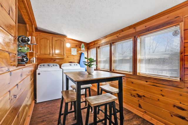114 Ashley Rd, Jamestown, TN 38556