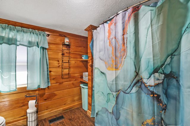 114 Ashley Rd, Jamestown, TN 38556