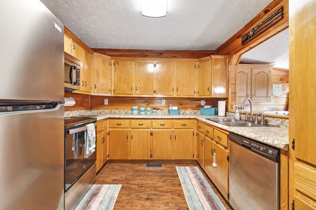 114 Ashley Rd, Jamestown, TN 38556
