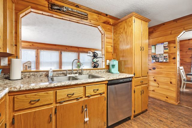 114 Ashley Rd, Jamestown, TN 38556