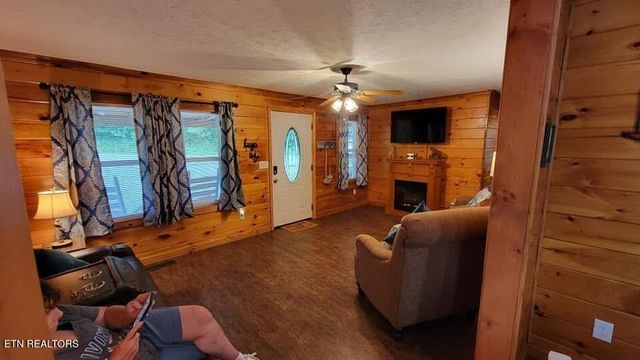 114 Ashley Rd, Jamestown, TN 38556