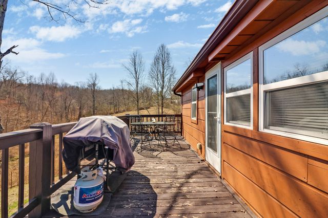 114 Ashley Rd, Jamestown, TN 38556
