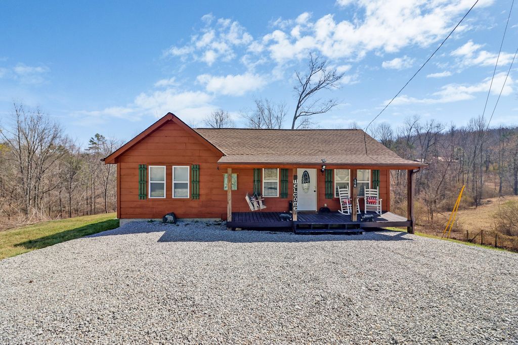 114 Ashley Rd, Jamestown, TN 38556