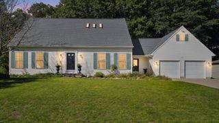 5427 N Silverstone Drive Ne, Plainfield Twp, MI 49321