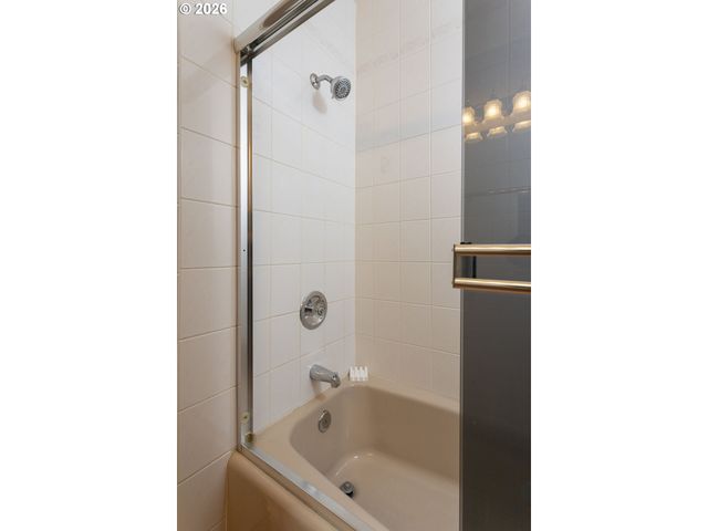 8011 Se 108TH Ave, Portland, OR 97266