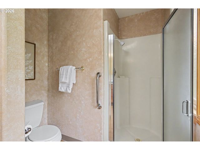 8011 Se 108TH Ave, Portland, OR 97266
