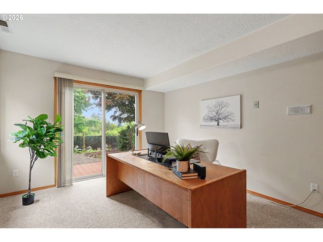 8011 Se 108TH Ave, Portland, OR 97266