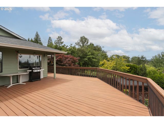 8011 Se 108TH Ave, Portland, OR 97266