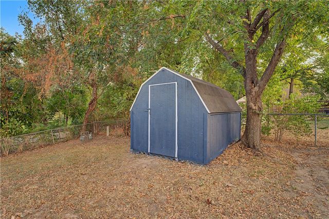 4805 Bonita Place, Springdale, AR 72762
