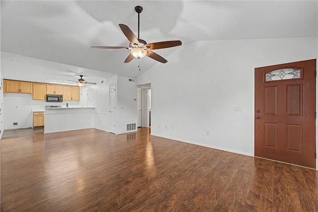 4805 Bonita Place, Springdale, AR 72762