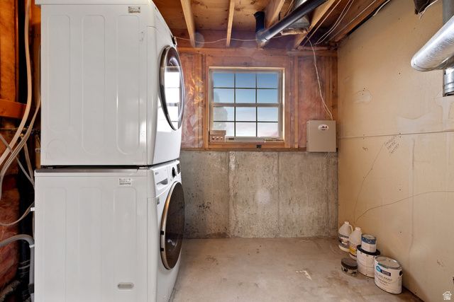 1602 E SEGO LILY DR, Sandy, UT 84092