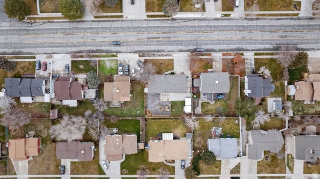 1602 E SEGO LILY DR, Sandy, UT 84092