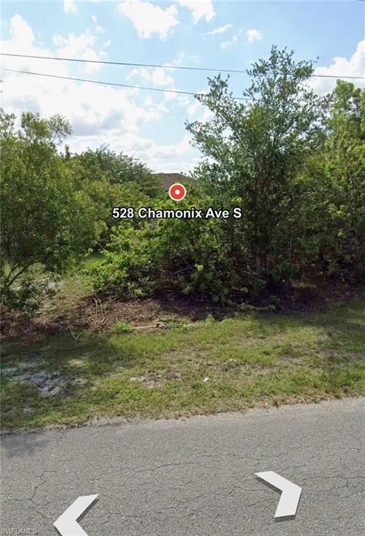 528 Chamonix AVE S, LEHIGH ACRES, FL 33974 — exterior