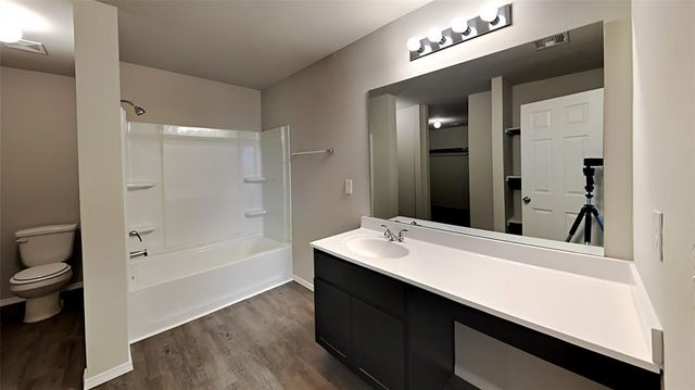 4217 Siena Ridge Boulevard, Oklahoma City, OK 71379